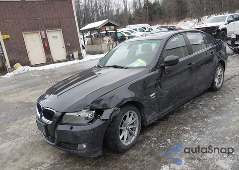 2010 BMW 328I xDrive z USA, uszkodzony, nr VIN WBAPK5C55AA651985